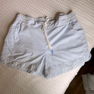 Vineyard Vines harbor shorts
